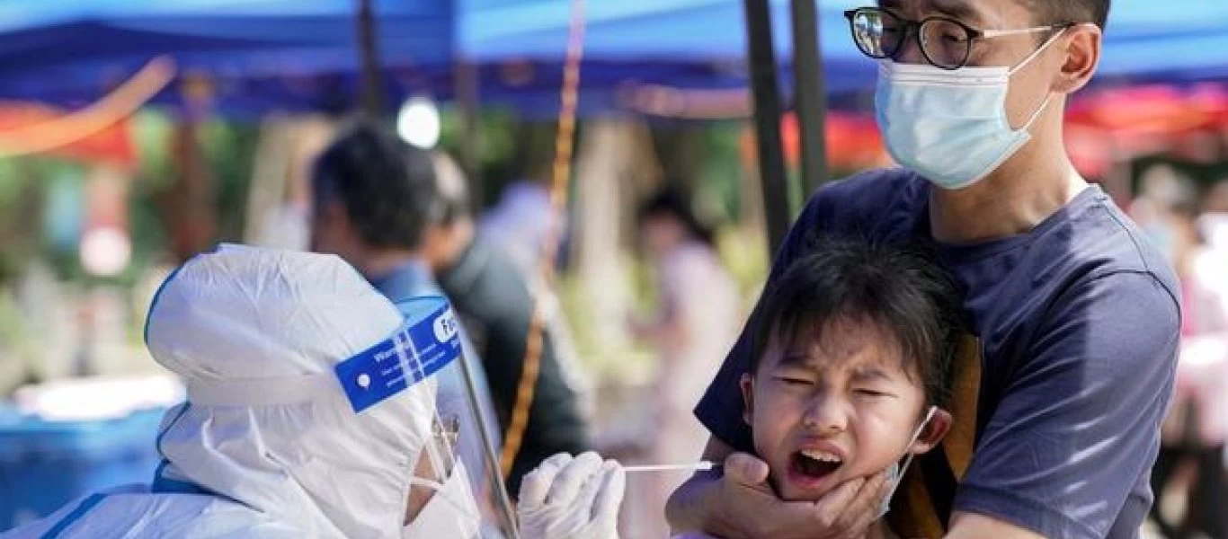 Διεθνή ΜΜΕ για Κίνα: «Μεγάλες οι ευθύνες της για την πανδημία»